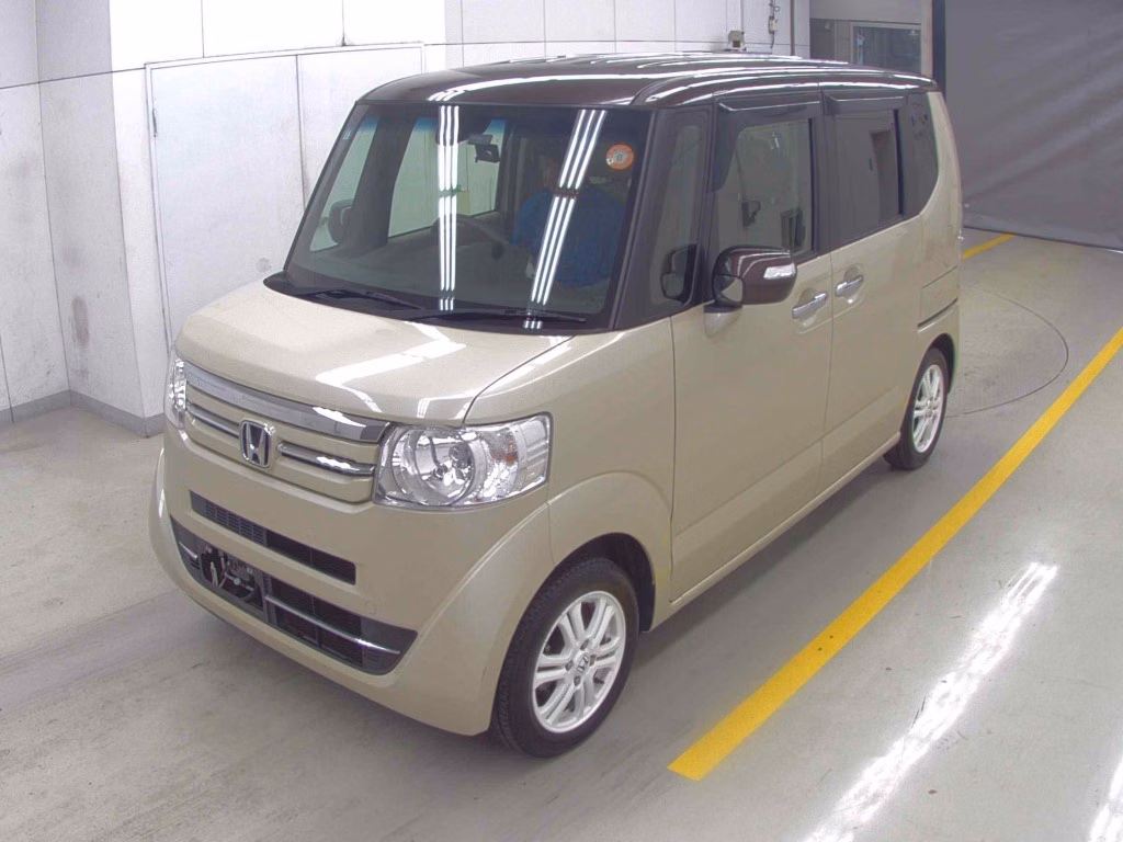 HONDA N-BOX