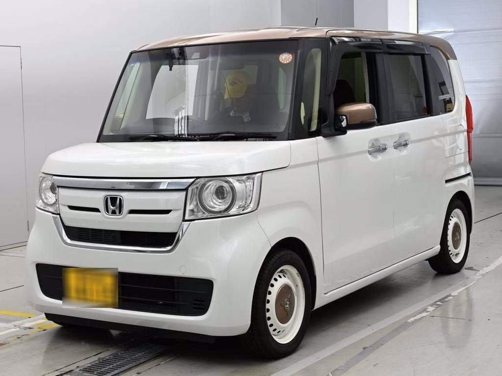 HONDA N-BOX