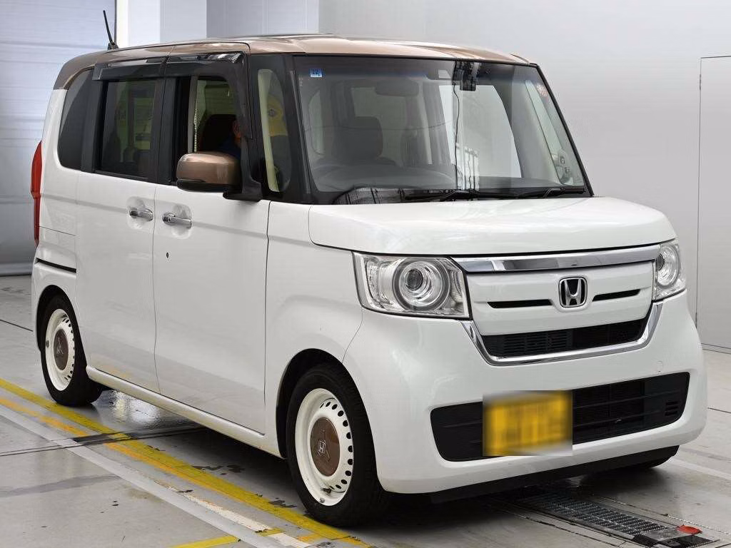 HONDA N-BOX