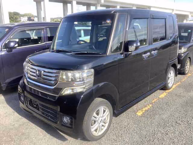 HONDA N-BOX