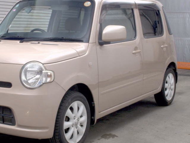 DAIHATSU MIRA COCOA