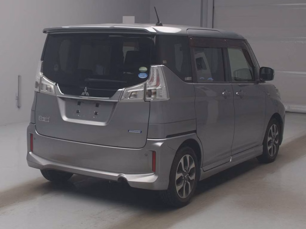 MITSUBISHI DELICA D:2
