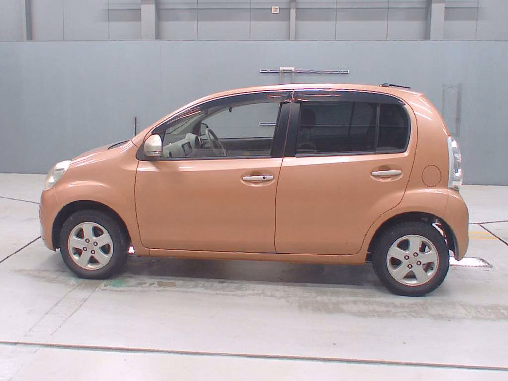 TOYOTA PASSO