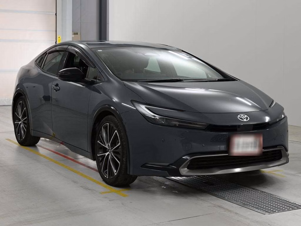 TOYOTA PRIUS