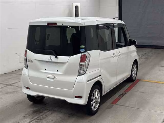 MITSUBISHI EK SPACE