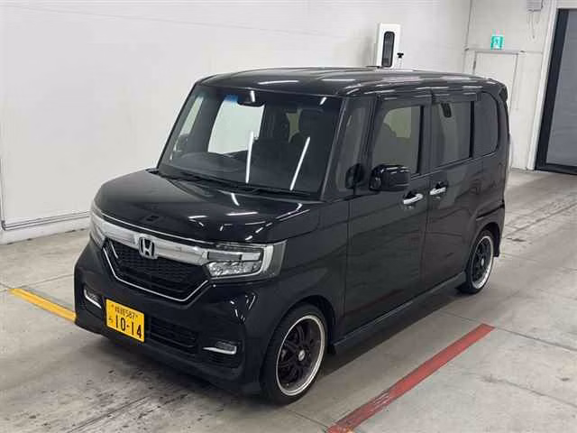 HONDA N-BOX