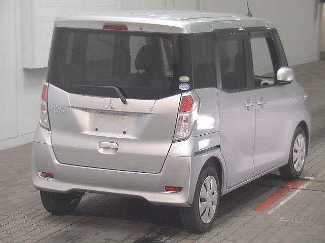 MITSUBISHI EK SPACE