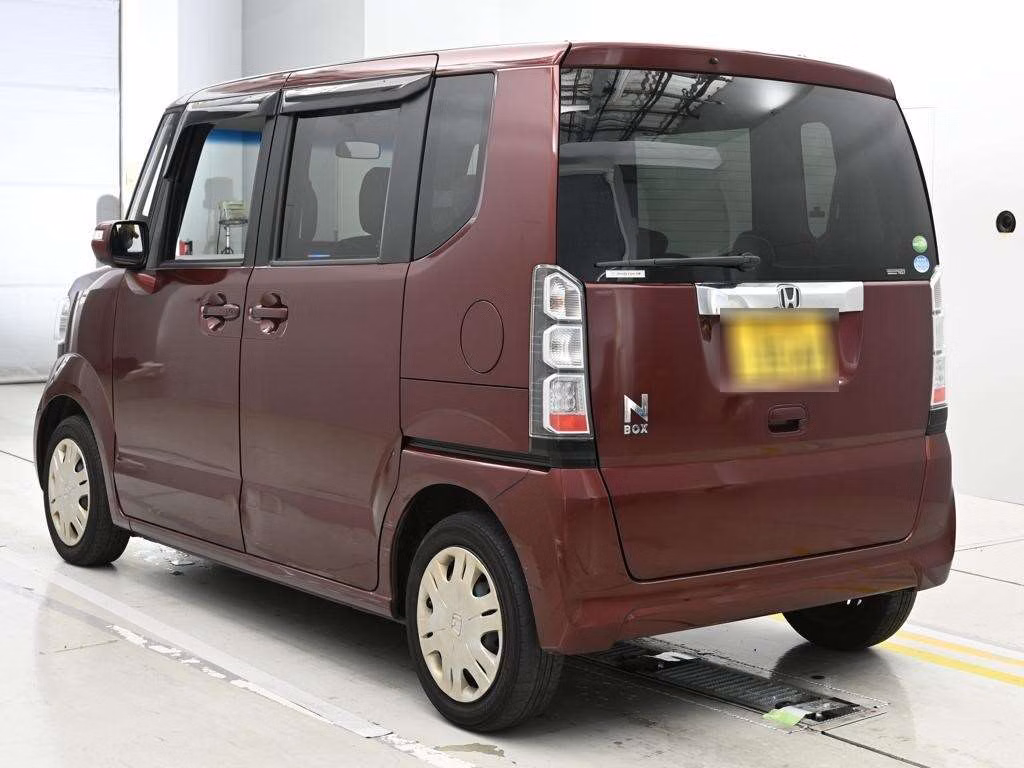 HONDA N-BOX