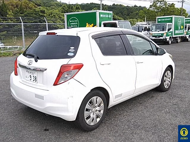 TOYOTA VITZ