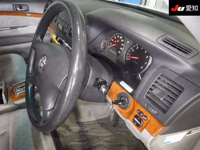 TOYOTA MARK II