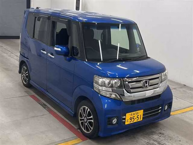 HONDA N-BOX