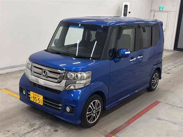 HONDA N-BOX