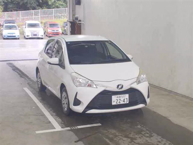 TOYOTA VITZ