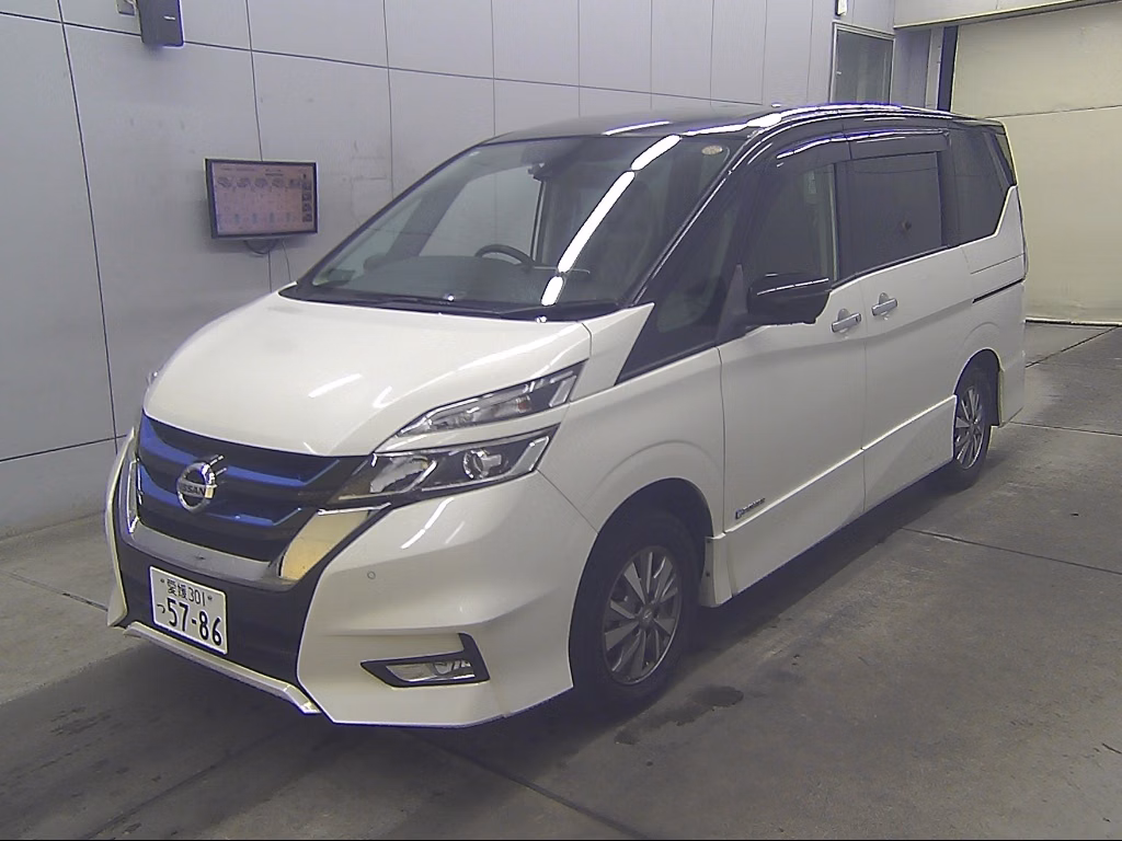 NISSAN SERENA