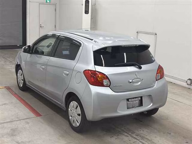 MITSUBISHI MIRAGE