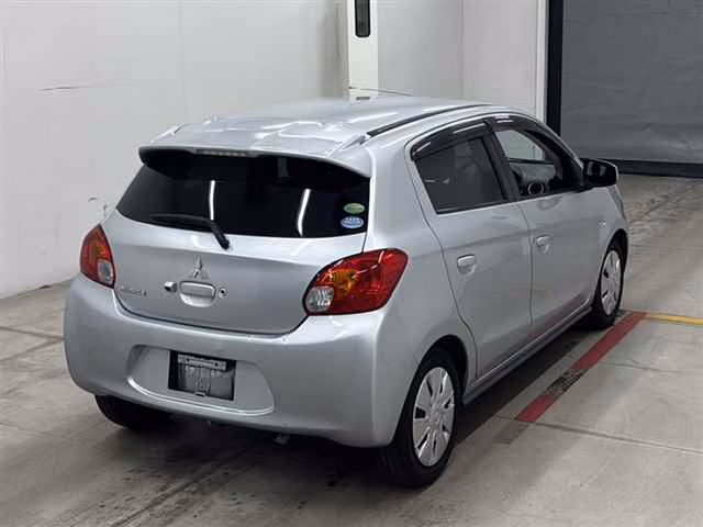 MITSUBISHI MIRAGE