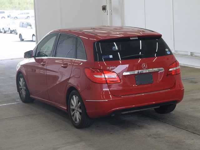 MERCEDES-BENZ B-CLASS