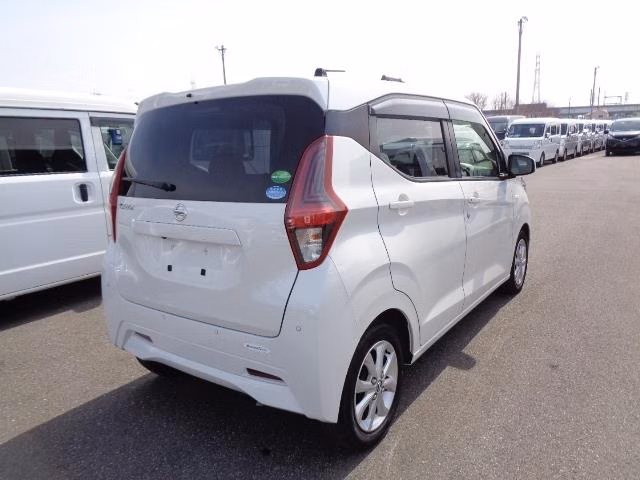 NISSAN DAYZ