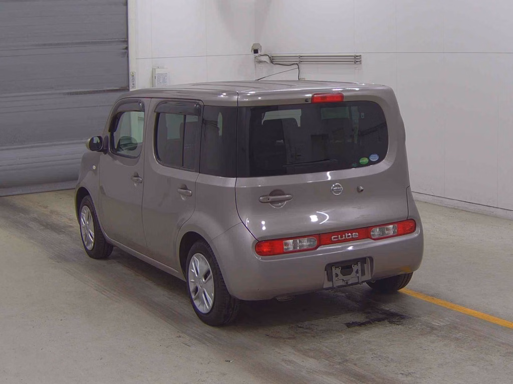 NISSAN CUBE