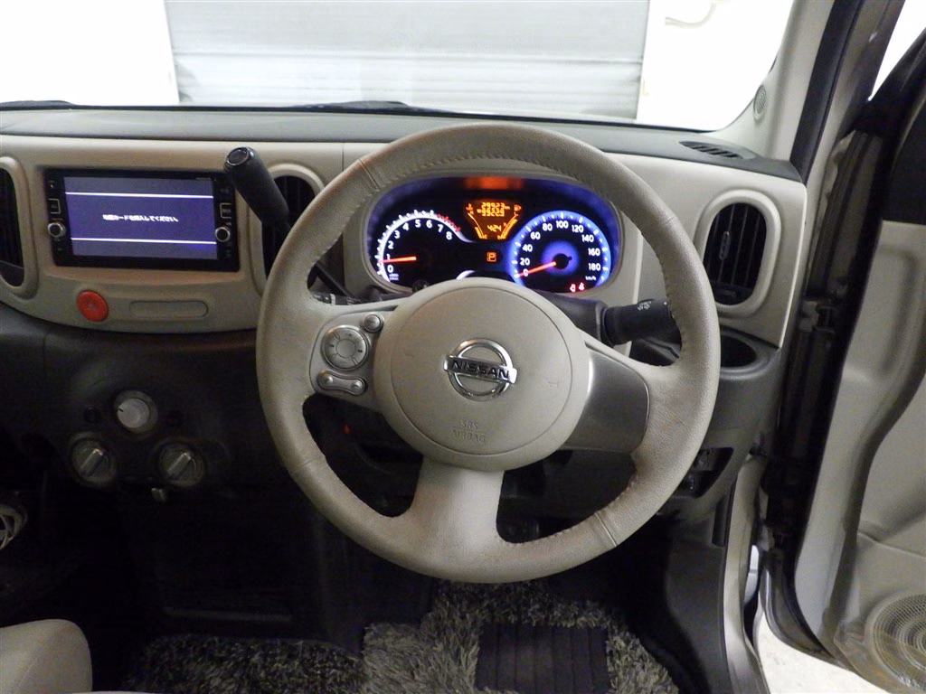 NISSAN CUBE