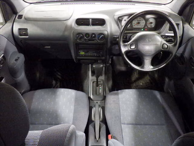 DAIHATSU TERIOS KID