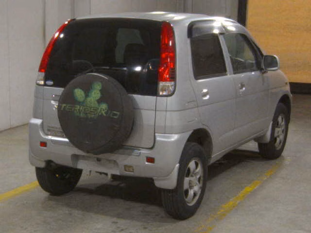 DAIHATSU TERIOS KID
