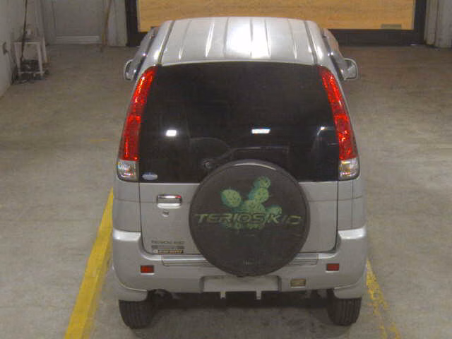 DAIHATSU TERIOS KID
