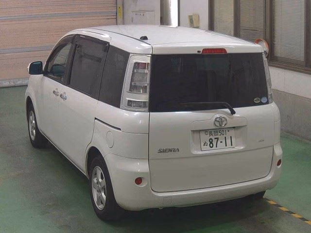 TOYOTA SIENTA