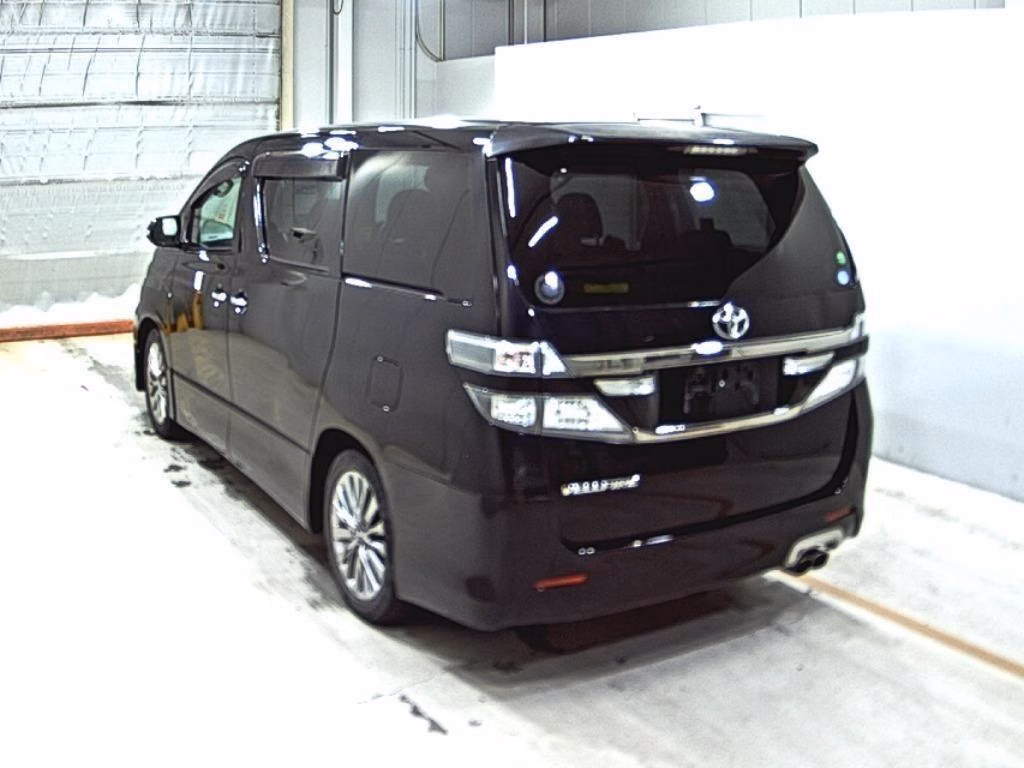 TOYOTA VELLFIRE