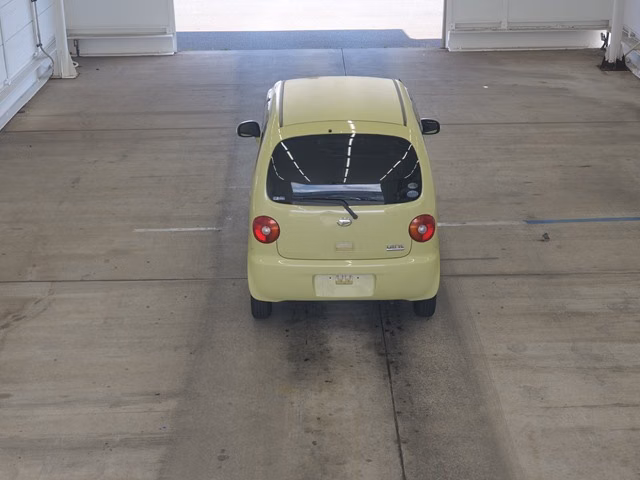 DAIHATSU MOVE LATTE