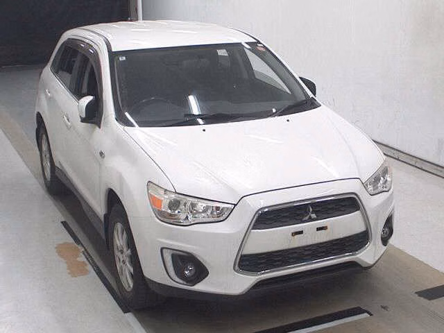 MITSUBISHI RVR