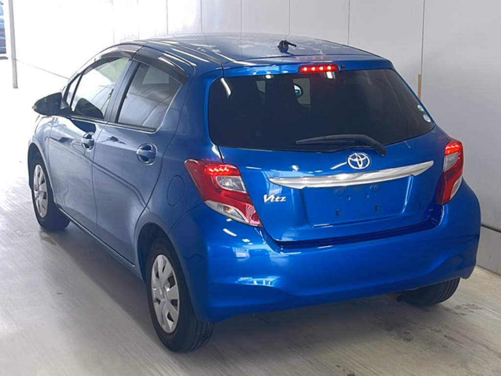 TOYOTA VITZ