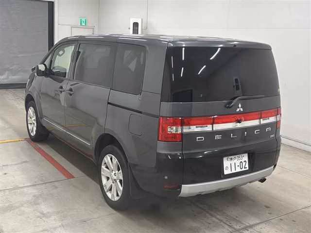 MITSUBISHI DELICA D:5