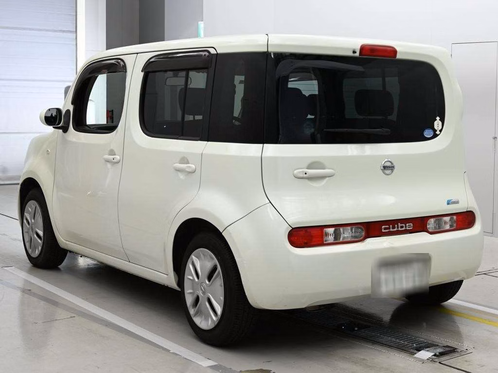 NISSAN CUBE