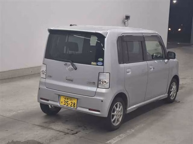 DAIHATSU MOVE CONTE