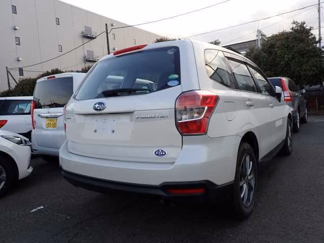 SUBARU FORESTER