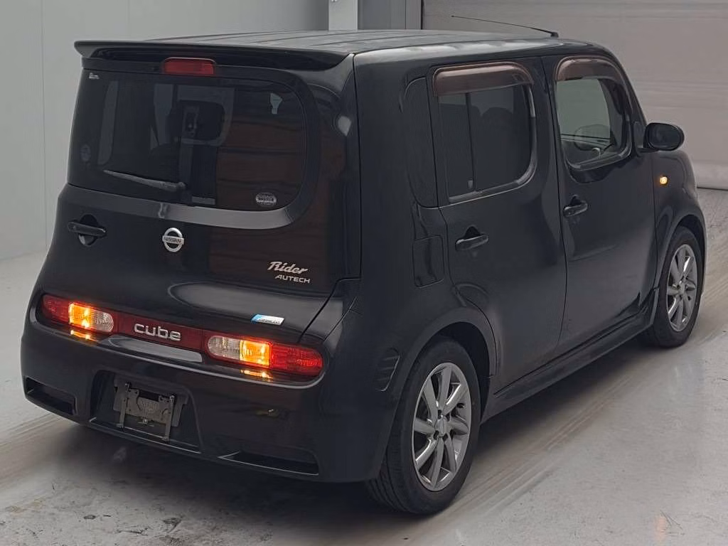 NISSAN CUBE