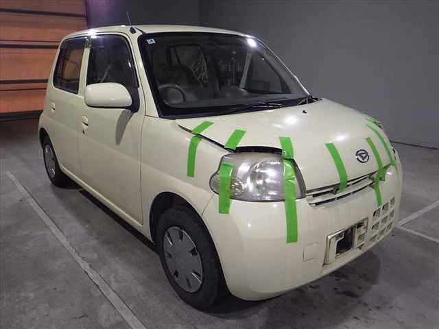 DAIHATSU ESSE