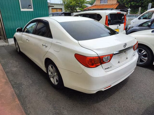 TOYOTA MARK X
