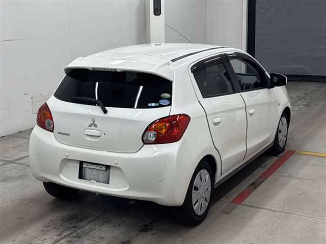 MITSUBISHI MIRAGE