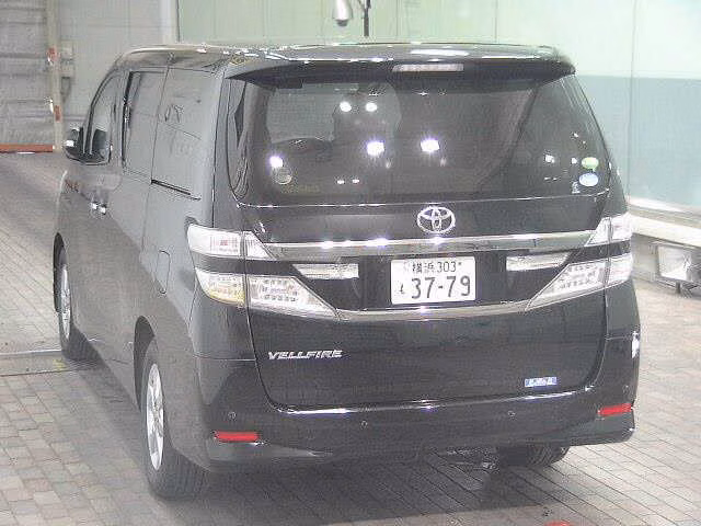 TOYOTA VELLFIRE