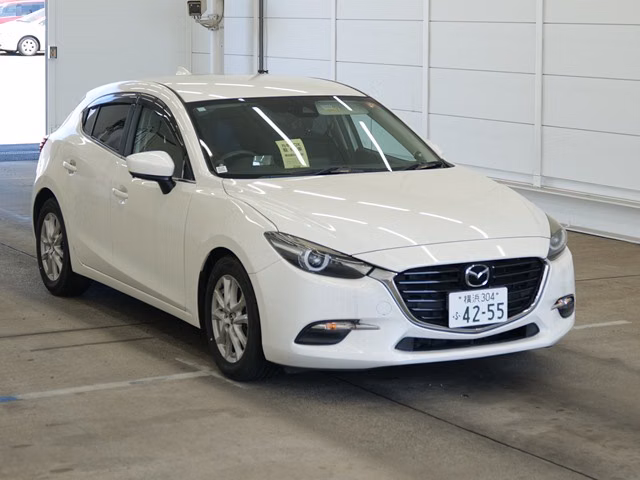MAZDA AXELA
