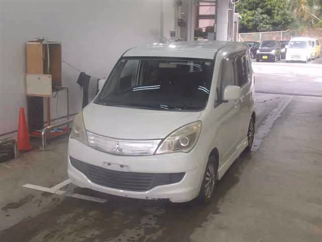 MITSUBISHI DELICA D:2