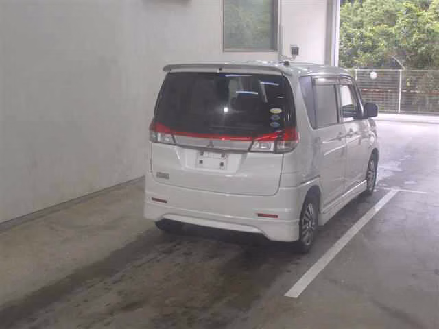 MITSUBISHI DELICA D:2