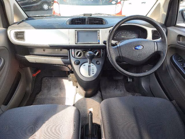SUBARU R2