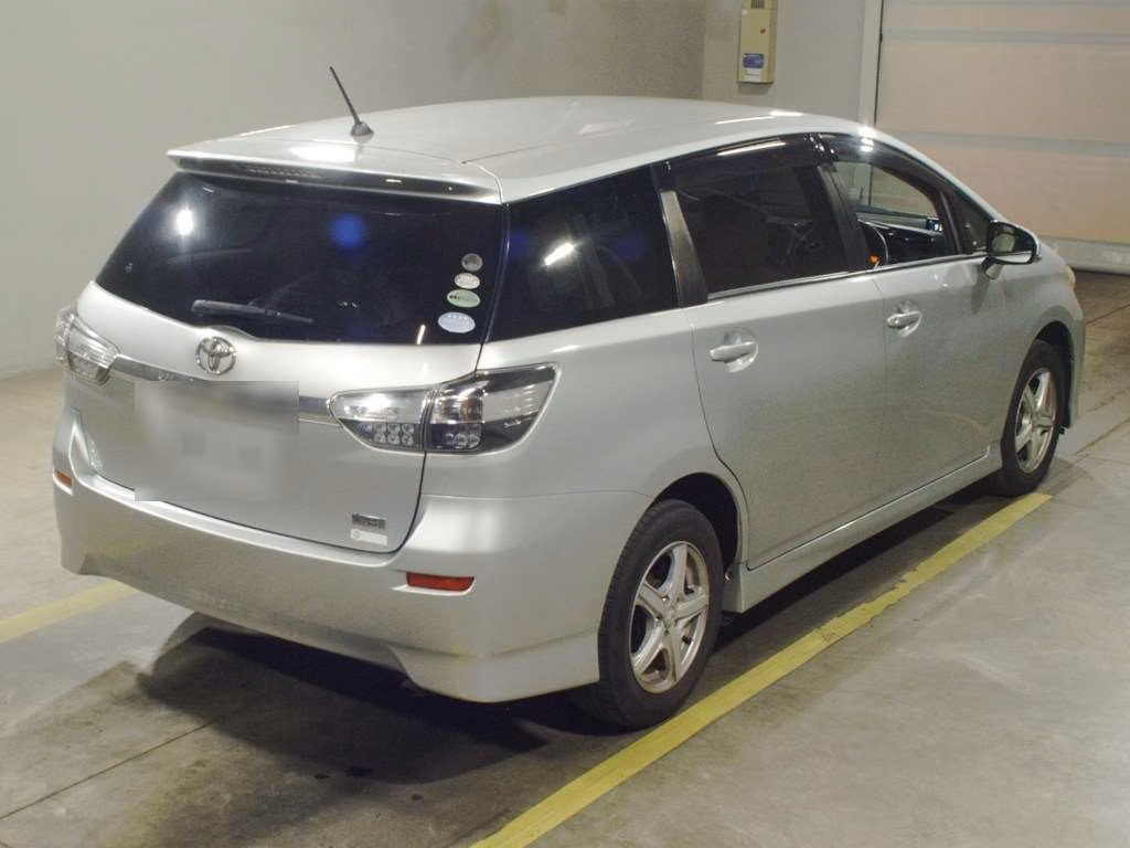 TOYOTA WISH