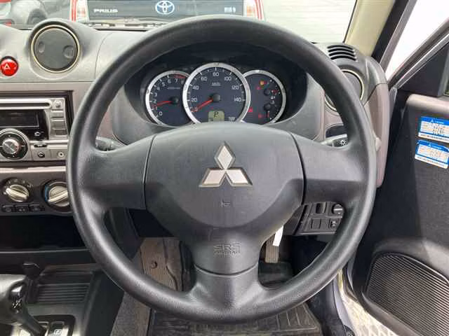 MITSUBISHI PAJERO MINI