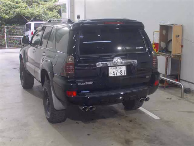TOYOTA HILUX SURF