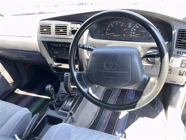 TOYOTA HILUX SURF