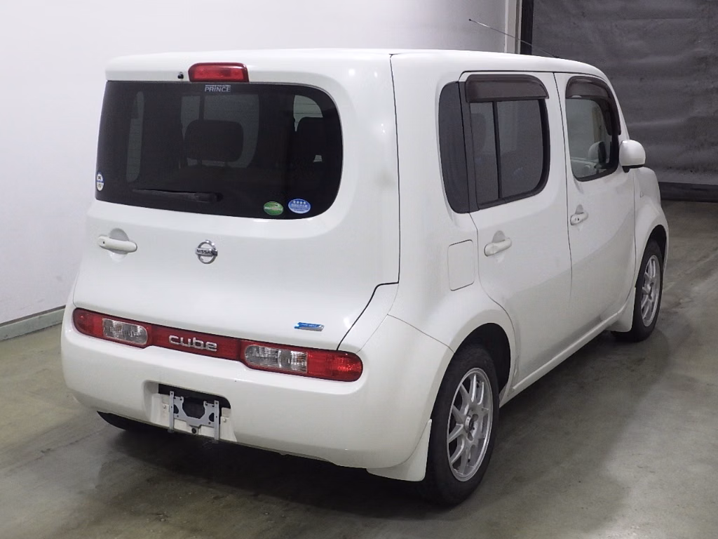 NISSAN CUBE